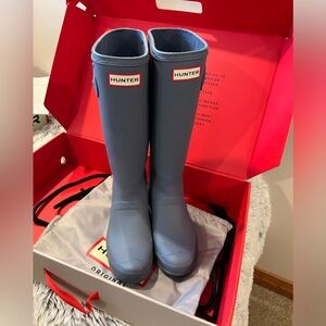 NWT HUNTER Boots Sz 7